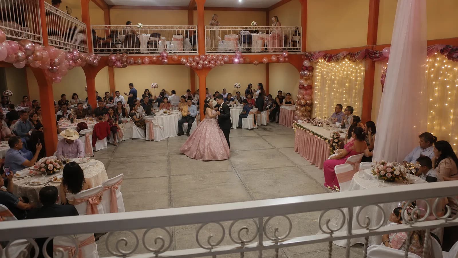 XV años: vista segundo piso en el Salón Campeche
